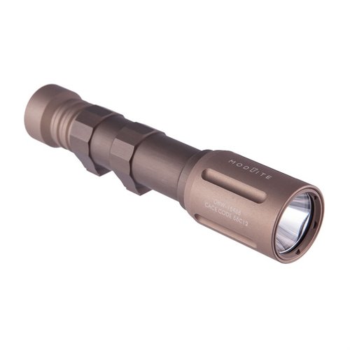La Modlite OKW-18650 offre 680 lumen, 69.000 candela e una durata di 75 minuti, ideale per uso interno ed esterno, con garanzia a vita.