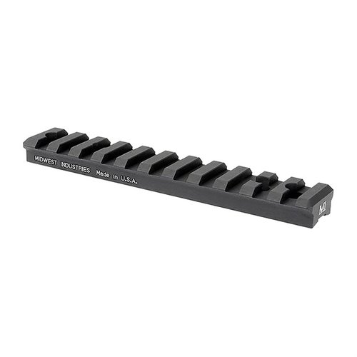 Montaggio per ottiche Ruger® 10/22® in alluminio anodizzato 6061, finitura nera opaca, compatibile con fori di montaggio originali e garanzia a vita Midwest Industries.