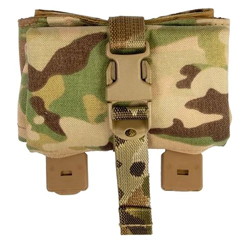 Il Roll Up Dump Pouch di Grey Ghost Gear offre spazio extra per il tuo equipaggiamento, si arrotola per risparmiare spazio ed è compatibile con MOLLE/PALS.
