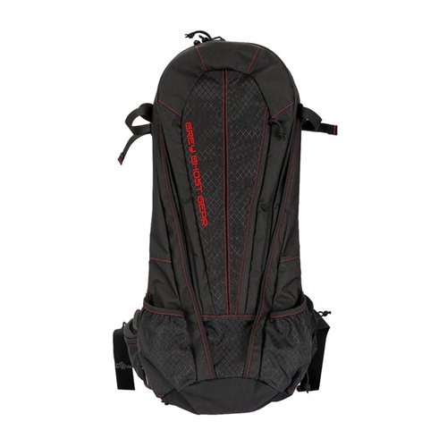 La Apparition Bag di Grey Ghost Gear è progettata per trasportare un SBR senza attirare attenzioni, con tasche multiple e un design discreto e funzionale.