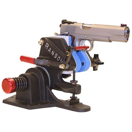 Il Ransom Rest offre precisione assoluta per le pistole, eliminando l'errore umano con supporti regolabili e inserti intercambiabili per diverse armi.