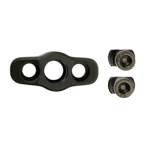 L'M-LOK Quick Detach Sling Mount di CMC Triggers offre un attacco sicuro e veloce per slings QD, facile da installare su qualsiasi slot M-LOK standard.