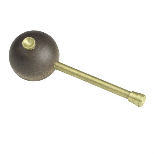 Il Round Handle Ball Starter di TRADITIONS offre una maniglia ergonomica per un facile utilizzo, garantendo una perfetta inserzione della palla nel tuo fucile.