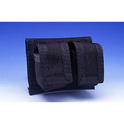 I casi HKS CORDURA SPEEDLOADER offrono una protezione robusta e leggera, perfetta per trasportare i tuoi speedloader in modo sicuro e conveniente.