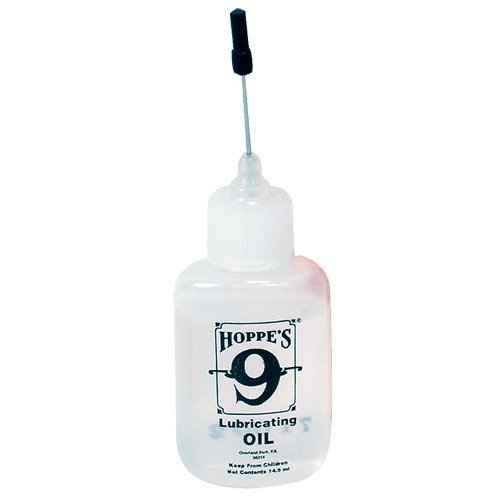 L'olio lubrificante Hoppe's 14,9 ml offre una protezione superiore contro la corrosione, garantendo prestazioni ottimali per le armi e gli accessori.