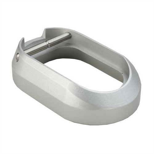 Il magwell in alluminio leggero e sovradimensionato di EGW offre ricariche rapide e positive, installazione facile senza modifiche al telaio, per STI e SVI.