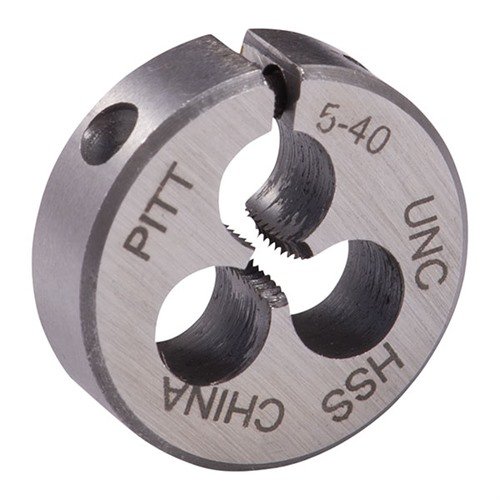 I Dies in carbonio Brownells offrono precisione e durata, ideali per tagliare filetti esterni su componenti di armi, compatibili con standard die stocks.