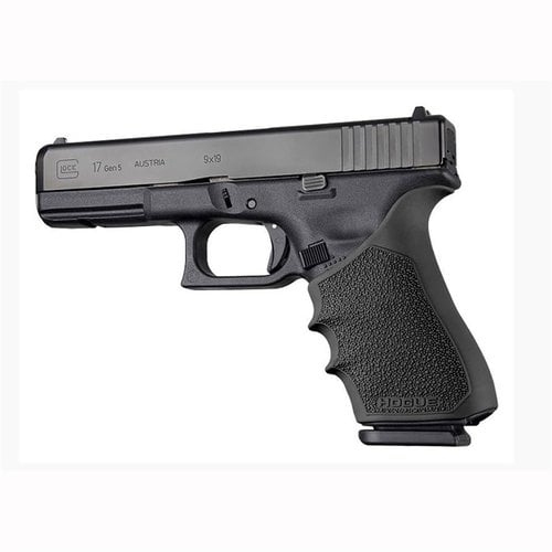 Le manopole Hogue HandALL Beavertail offrono una presa ergonomica, comfort durante il rinculo e una vestibilità perfetta per pistole polymer come Glock 19/23/38.