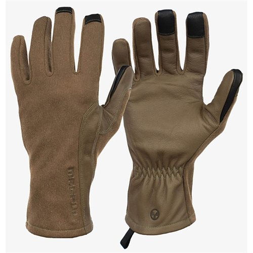 I guanti MAGPUL® Flight Glove 2.0 offrono protezione avanzata con materiali flame-resistant, touchscreen a tre dita e un comfort eccezionale per il controllo delle armi.