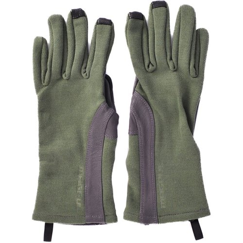 I guanti MAGPUL® Flight Glove 2.0 offrono resistenza al fuoco, controllo tattile eccellente, compatibilità touchscreen e comfort per attività ad alta destrezza.