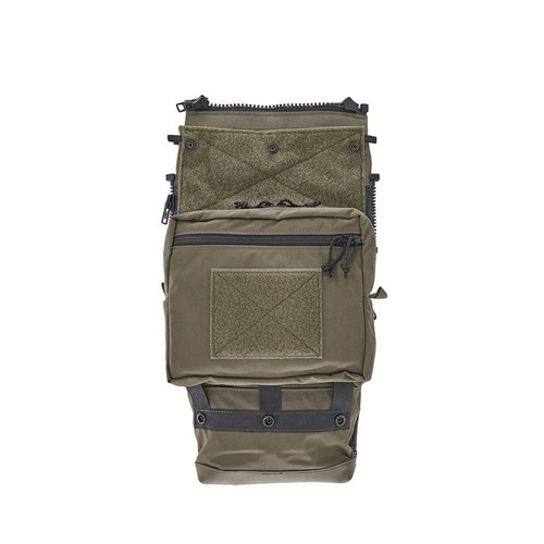 L'ASSAULT BACK PANEL CORE offre versatilità con tre configurazioni, zip di accesso rapido, tasche multiple e capacità di trasportare attrezzi e attrezzature pesanti.
