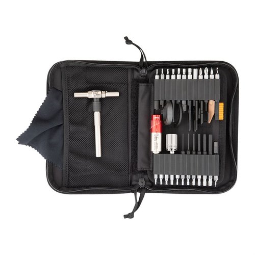 Il 3-Gunner Compact Tool Kit di Fix It Sticks offre strumenti modulari, una selezione completa di bit, limitatori di coppia e un pratico astuccio per una manutenzione efficiente.