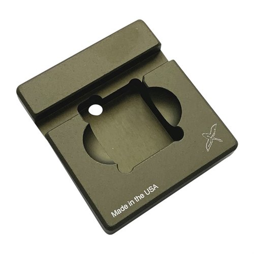 Il GPT facilita l'installazione e la rimozione del gas tube roll pin su gas block AR15/M16, offrendo stabilità, design compatto e un contrasto visivo efficace.