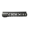 L'AR-15 HANDGUARD M-LOK 12.7" offre una costruzione in alluminio 6000, con rail 1913 e MLOK, garantendo robustezza e modularità per ogni esigenza.