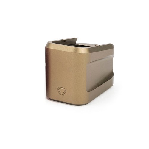 Il Strike Industries Aluminum Extended Magazine Plate per GLOCK™ G19 (9mm) aumenta la capacità di 5 colpi, offre un design low drag/no snag e migliora il look del tuo GLOCK.