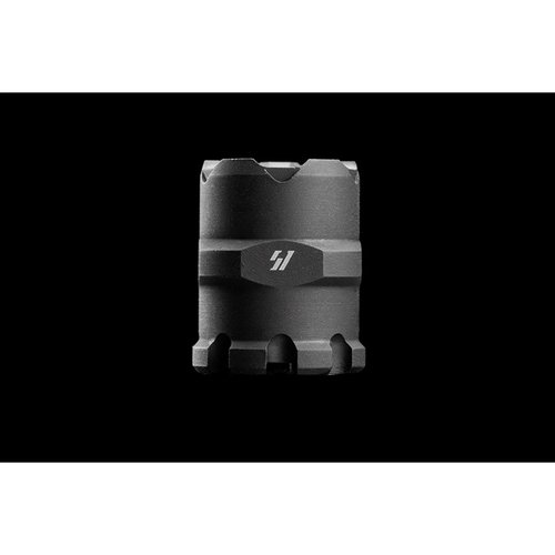 Il proteggifilo Strike X-Comp M18x1 RH protegge il coronamento e i filetti della canna, compatibile con CZ Scorpion EVO e altri adattatori per diverse calibrazioni.