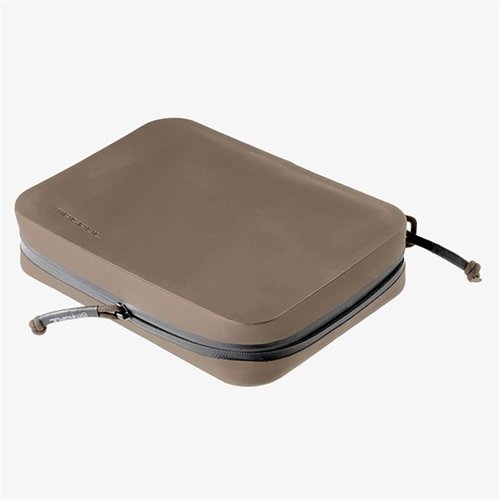 L'Organizer Utility DAKA Large di Magpul è un robusto e resistente all'acqua, ideale per proteggere e organizzare il tuo equipaggiamento quotidiano.