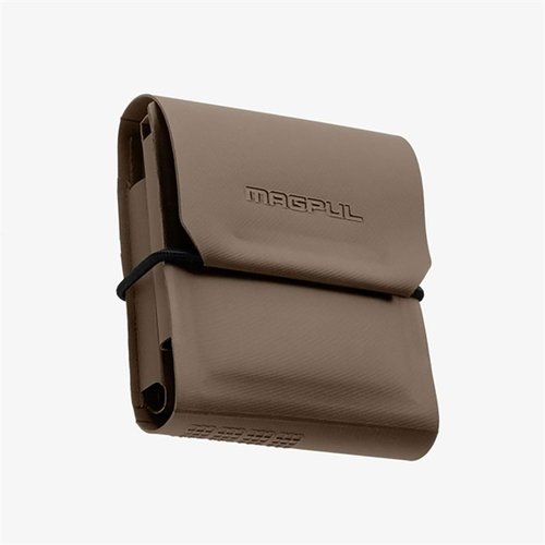Il DAKA Ammo Sleeve di MAGPUL offre un design compatto e resistente, ideale per cacciatori, con spazio per 10 colpi e un sistema di chiusura sicuro.
