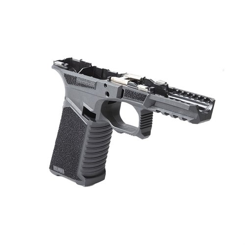 Il telaio full-size SCT 17 per Glock G3 offre ergonomia avanzata, compatibilità multi-calibro, e caratteristiche come il Picatinny rail e un grip texturizzato.