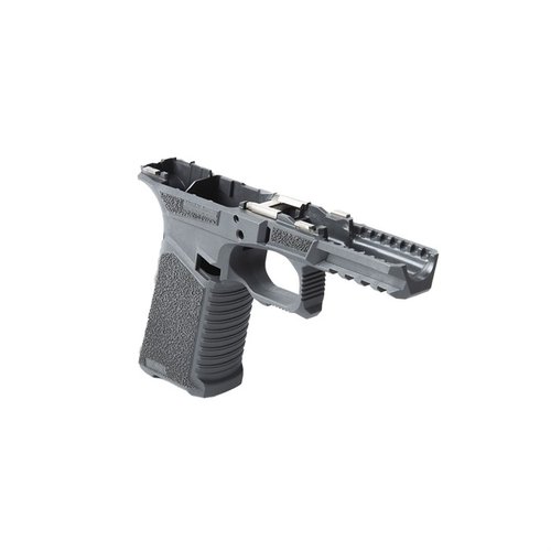 Il telaio SCT 17 Full Size per Glock G3 offre ergonomia avanzata, compatibilità multi-calibro e caratteristiche come il Picatinny rail e il mag well flared.
