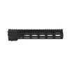 Scopri il SXT Handguard 11" M-LOK: design elegante, sistema di attacco 7-Sided M-LOK, punto sling QD ambidestro e facile installazione. Made in USA.
