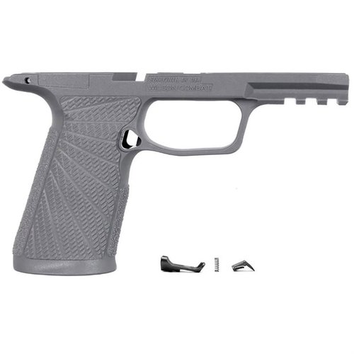 Migliora il tuo P365 XMacro con il grip modulare Wilson Combat: design ergonomico, migliore controllo del rinculo, e trazione superiore per un'ottima esperienza di tiro.