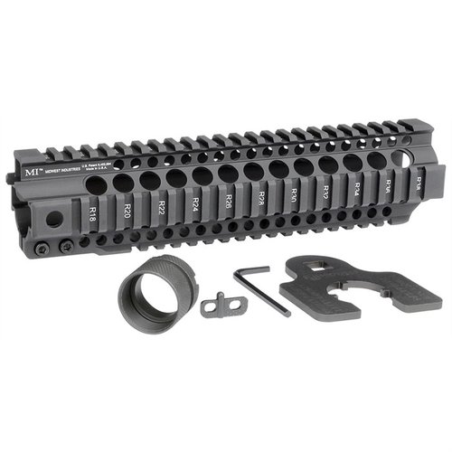 Il handguard AR-15 Combat T-Series offre una costruzione in alluminio anodizzato, guide Picatinny di alta qualità e un design monolitico per massima robustezza.