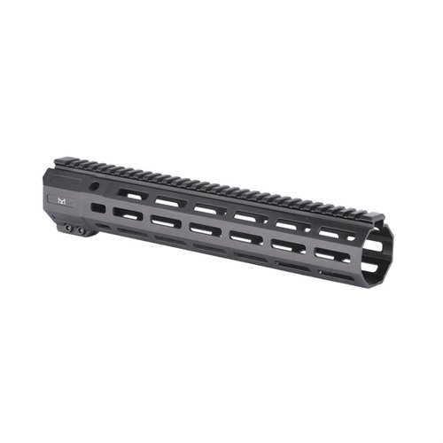 Gli AR-15 MI SP SERIES M-LOK HANDGUARDS offrono un design leggero, una facile installazione e una compatibilità M-LOK per accessori personalizzati.