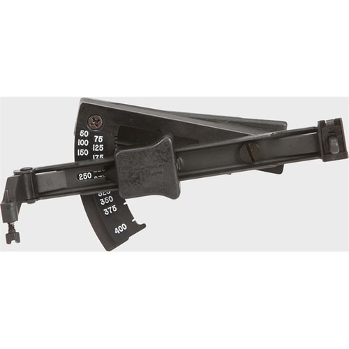 Il M203 Quadrant Sight offre montaggi versatili su rail, carry handle o A2/A1, garantendo precisione e facilità d'uso per ogni operazione di tiro.