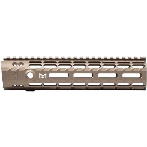 Le guardie handguard GEN-2 M-LOK di AERO PRECISION offrono un design leggero e free float, compatibilità con gas block e attacchi per slitta picatinny migliorati.