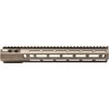 Il handguard MOD 4 di Aero Precision in alluminio 6061-T6 offre rigidità, attacco M-LOK a 7 lati e 4 socket QD rinforzati per un'installazione semplice e personalizzabile.