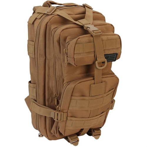 Lo Zaino Tattico Assault Pack è realizzato in poliestere resistente, offre spazi di stoccaggio multipli, MOLLE webbing e spallacci imbottiti per il massimo comfort.