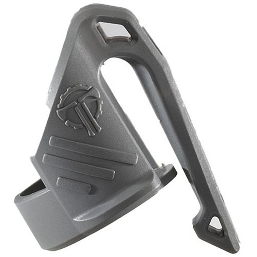 Il Low Profile Carry Clip offre un modo discreto e sicuro per portare la tua torcia, garantendo un rapido accesso e una presa ottimale in ogni situazione.