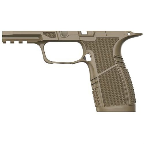 Il Grip Module Tyrant CNC per SIG P365 X-Macro offre ergonomia migliorata, capacità di 17 colpi, rail Picatinny 1913 e magwell flared per ricariche rapide.