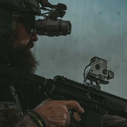 Il LERNA OPTIC MOUNT KIT per EOTECH® XPS offre un centro ottico a 2.91