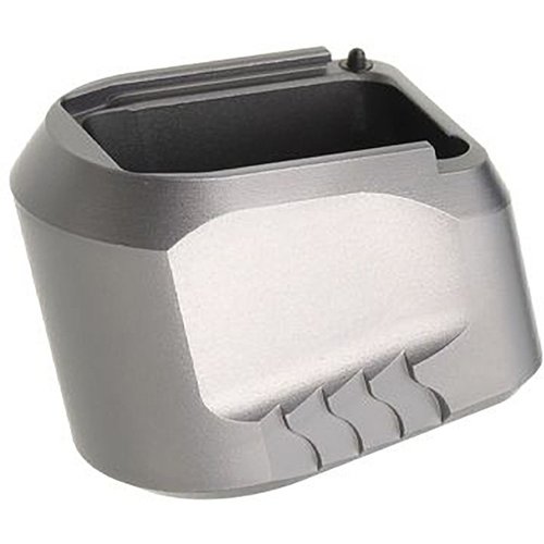 L'estensione magazine +5 per S&W M&P 1.0/2.0 offre una maggiore capacità, un grip migliorato con bordi seghettati e una costruzione in alluminio aerospaziale.