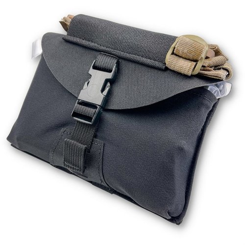 La borsa IFAS di GBRS Group è compatibile MOLLE, leggera e con tasche elastiche, per un rapido accesso a kit medici e un tourniquet integrato.