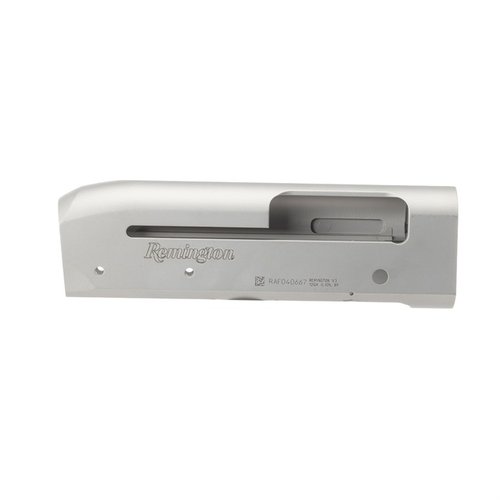 Inizia il tuo progetto di fucile tattico con il ricevitore 12 GA Stripped per Remington V3 Tactical, in acciaio solido e finitura nera opaca per massima resistenza.