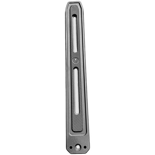 Il TRS 12" ARCA Rail offre un'interfaccia precisa per fucili, compatibile con bipodi e supporti, progettato per un'installazione sicura e un design a profilo basso.