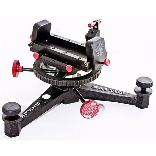 Il RANSOM RIFLE MASTER REST QC consente cambi rapidi tra diverse bag plates senza compromettere le regolazioni, ideale per calibro da 22 LR a 50 Cal.