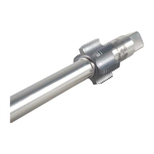 Il PILOTED TAP/MANDREL di MANSON PRECISION ricuce e quadratura i filetti del ricevitore, garantendo precisione e concentricità, disponibile in formato Standard o .010