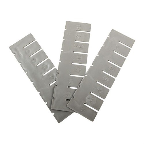 Le coperture chiare per Poly Bench Box proteggono i contenuti, mentre i divisori grigi creano scomparti per una migliore organizzazione, disponibili in 3-Pak.