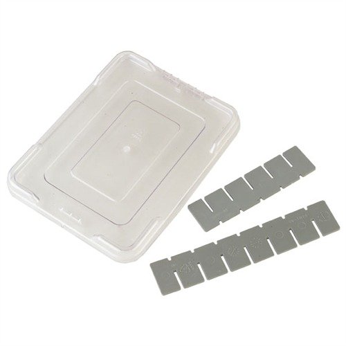 Le coperture trasparenti per Poly Bench Boxes proteggono il contenuto, mentre i divisori creano scomparti per separare gli oggetti, disponibili in 3-Paks.