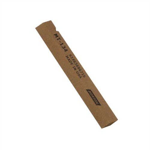 Le INDIA STONES MT-134 di NORTON, realizzate in ossido di alluminio, offrono un taglio superiore e sono ideali per affilare e lucidare in spazi ristretti.