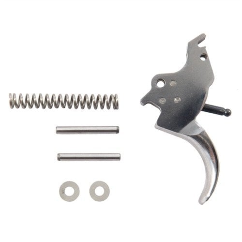 Il Custom Trigger Kit Power Custom offre un grilletto in acciaio attrezzato con una corsa singola di 2¼ a 2½ lb, per un'azione fluida e costante.