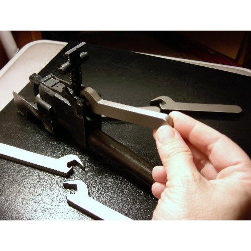 Il Power Custom AK47 Campy Bob Sight Tool rende l'installazione e la rimozione del mirino posteriore su fucili AK-47 e SKS facile e senza dolore.