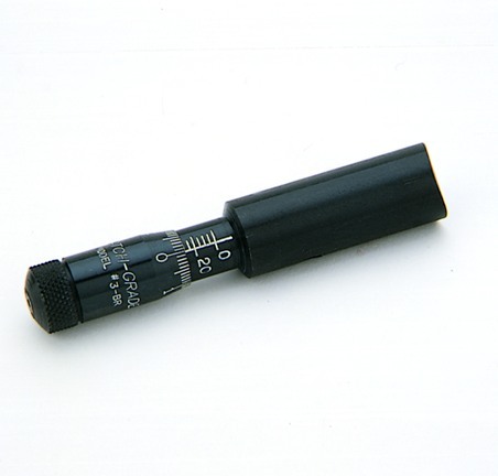 Il 3BR di Redding è un misuratore versatile con inserti rapidi per polvere, capace di misurare da 5 a 100 grains, ideale per ogni banco da lavoro.