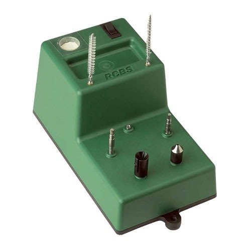 Il Trim Mate™ Case Prep Center rende la preparazione delle munizioni cinque volte più facile e veloce, con cinque teste rotanti per chamfering, deburring e pulizia.