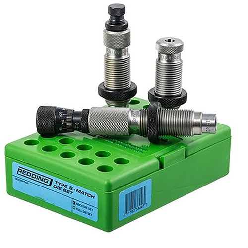 Il set di die Type S Match Bushing Neck include un die di dimensionamento, un Body Die e un Competition Seating Die, garantendo precisione e prestazioni elevate per il 300 WSM.