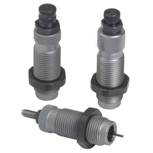 Il set di die RCBS 3-DIE CARBIDE per pistola elimina la lubrificazione delle cartucce, con die di espansione e crimpatura per risultati precisi.